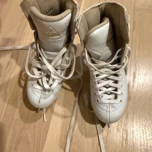 Jackson Mark 2 kids Skates